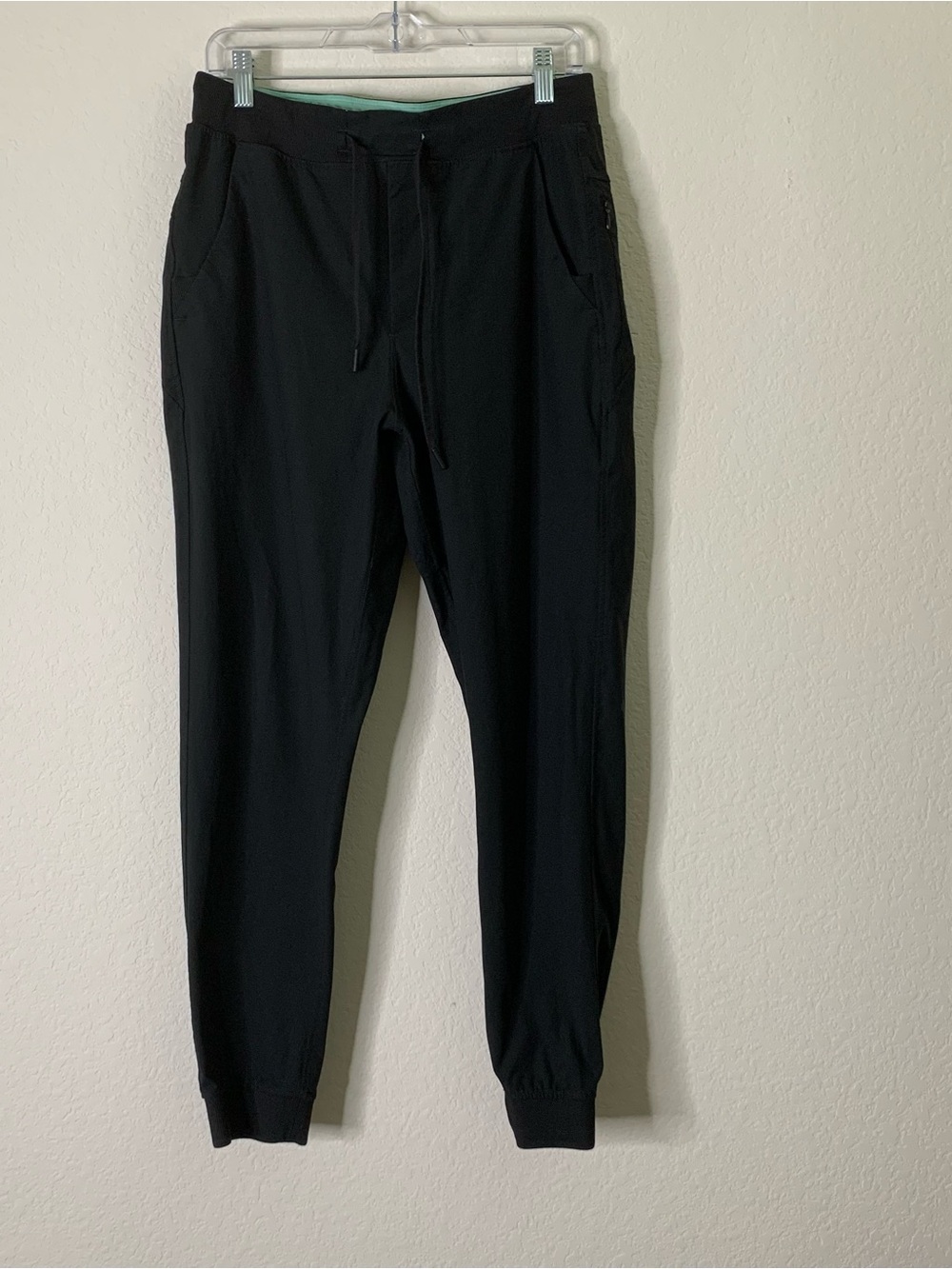 Birddogs Mens black lined joggers L
